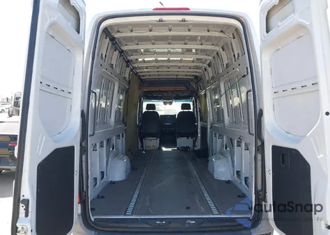 2023 Mercedes-Benz Sprinter High Roof 4-Cyl Diesel z USA, uszkodzony, nr VIN W1Y4KDHY6PT137381